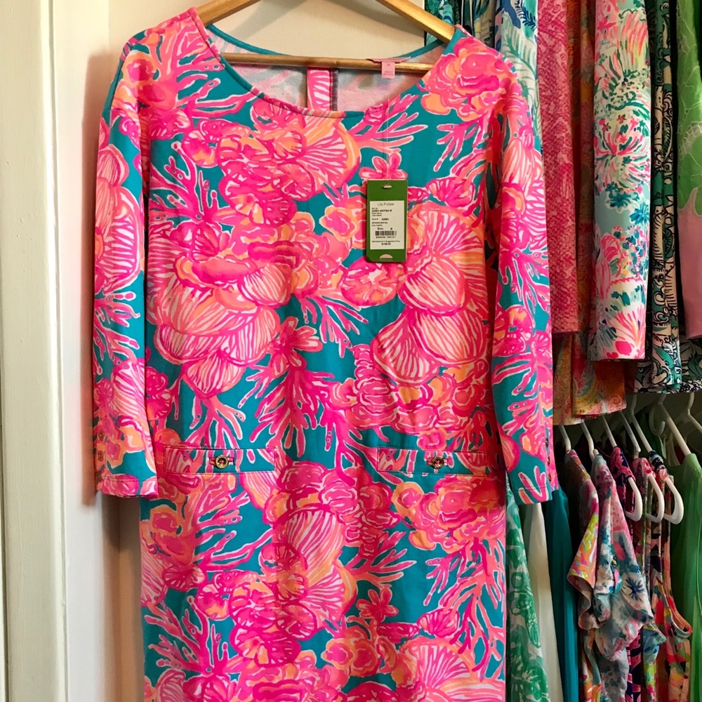 NWT Lena dress in Fan tastic!